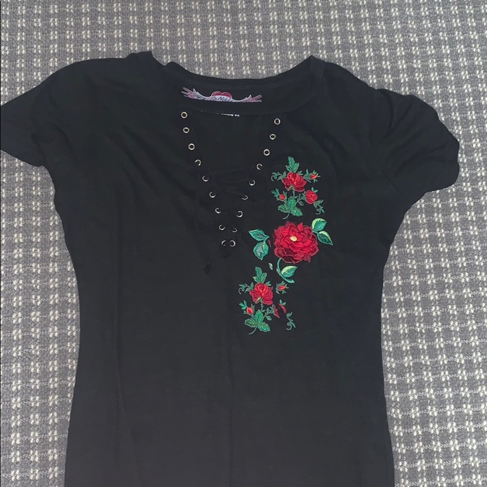 So Nikki lace up rose T-shirt